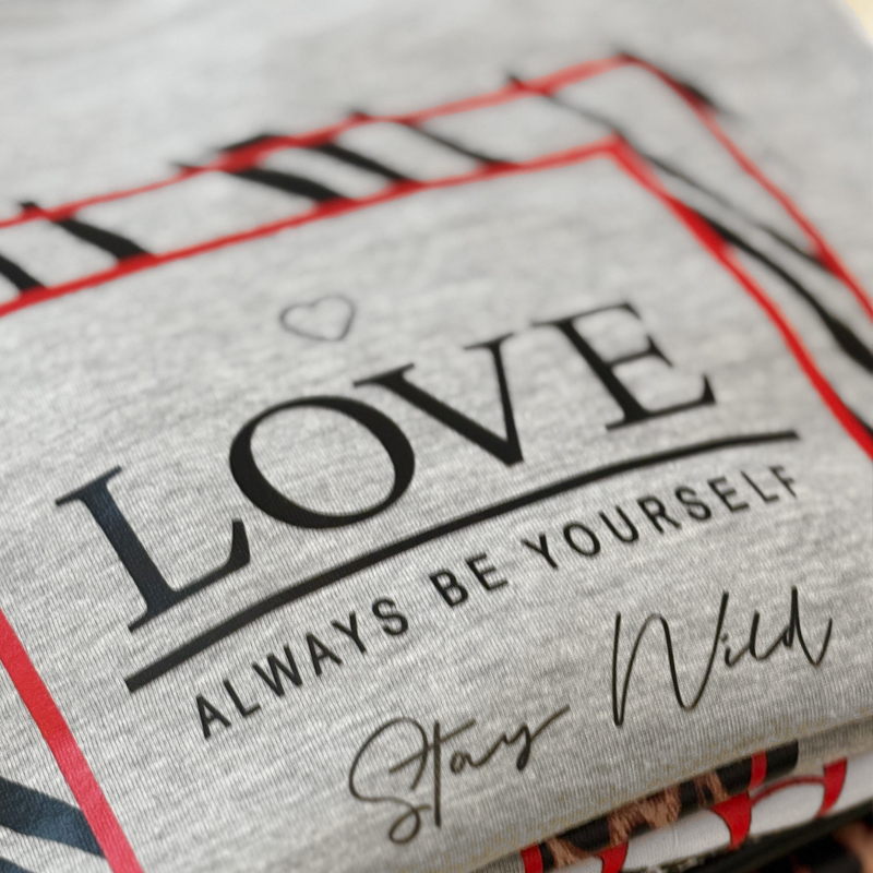 Alternative view of Remera Stay Wild