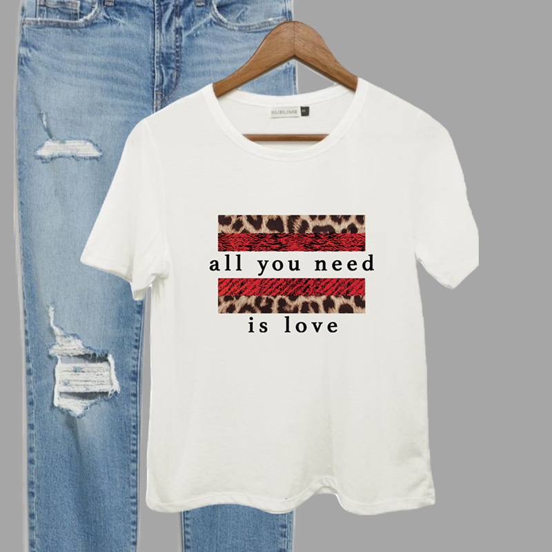 Remera All you need is love