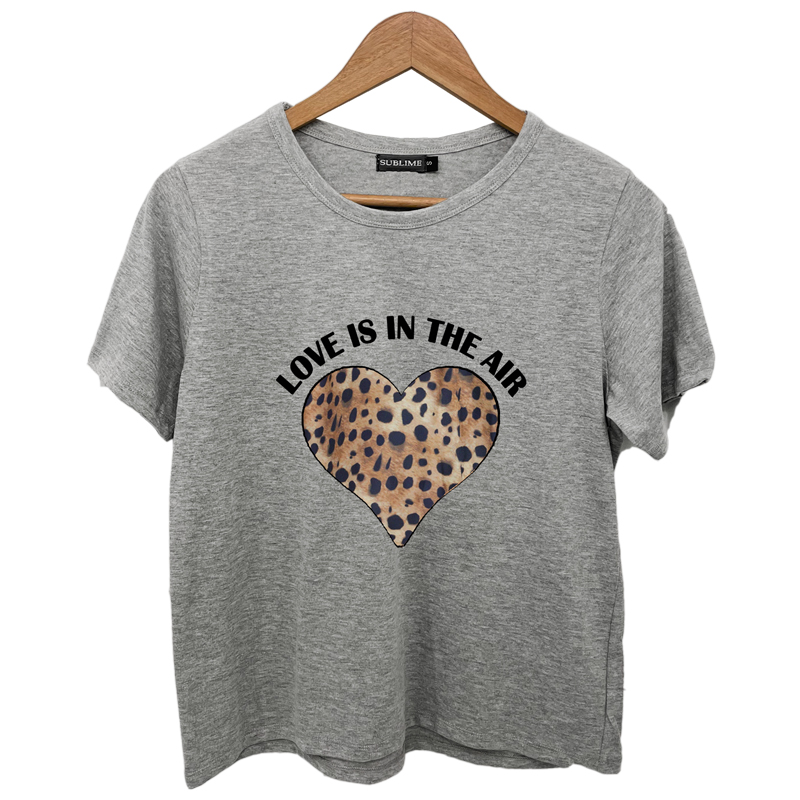 Remera Love Is In The Air - Imagen 4
